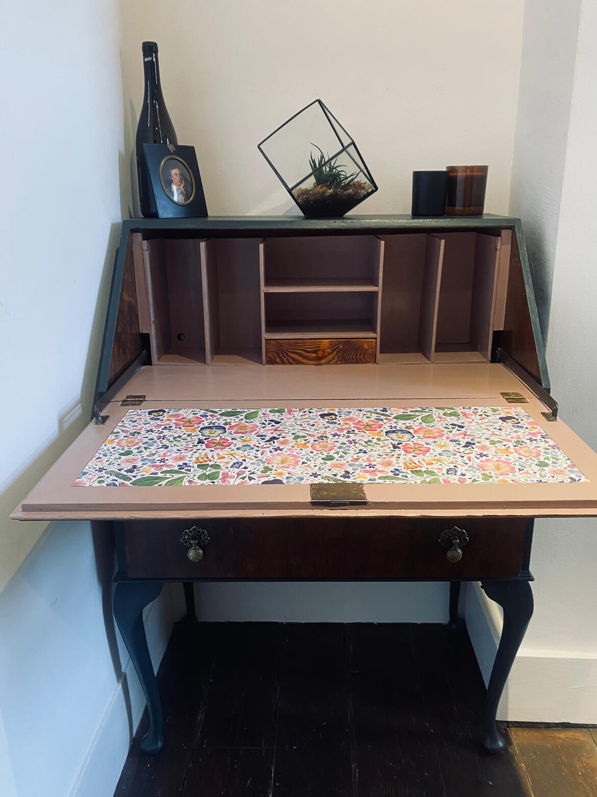 Restoring boring studio Vintage Bureau with Floral Decoupage Interior