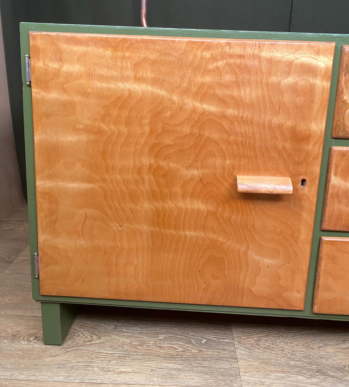 Restoring boring studio G Plan Fresco Teak Sideboard in Farrow and Ball Bancha Green