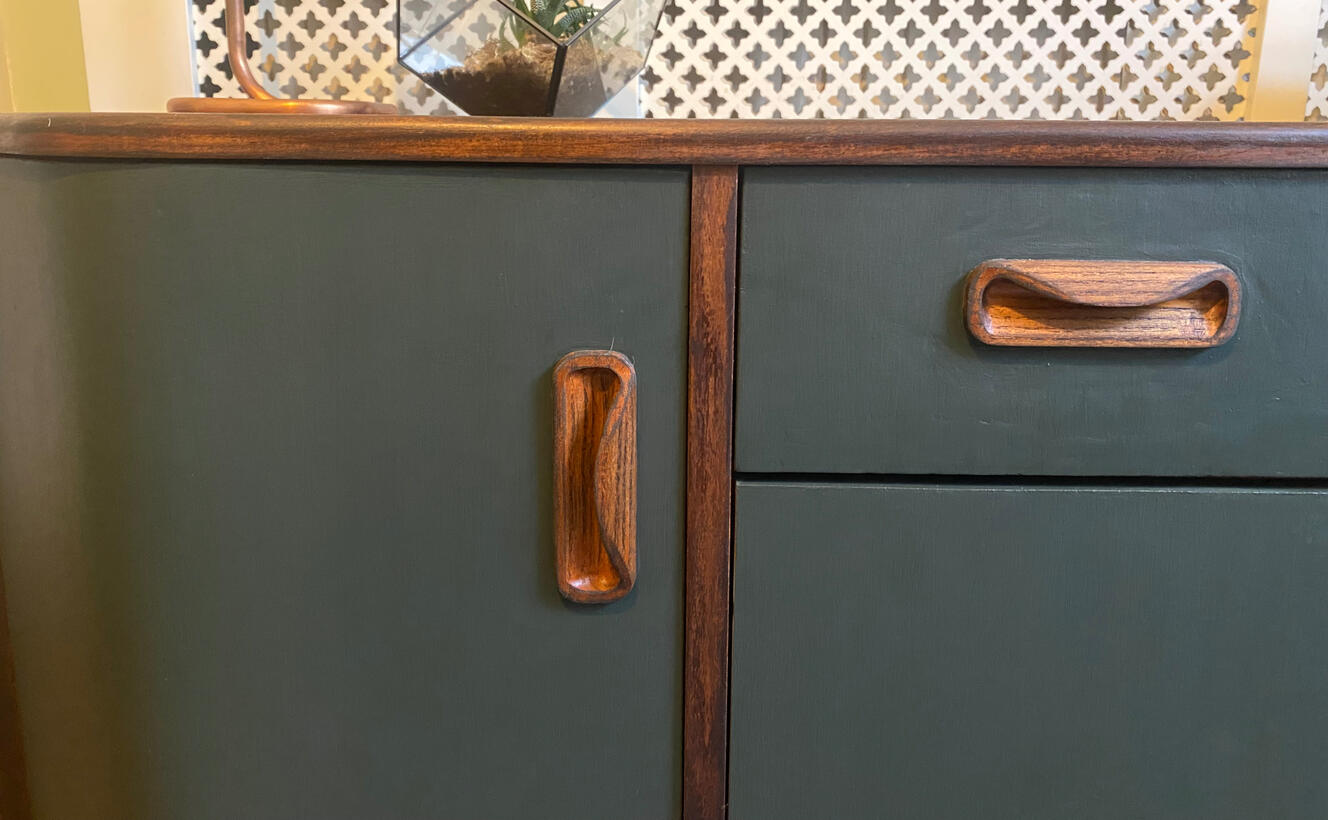 Restoring boring studio G-Plan Fresco Sideboard in Studio Green Farrow and Ball